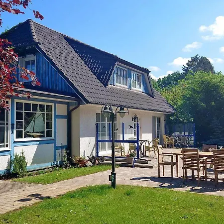 아파트 Haus-kleist-wohnung-2-links *